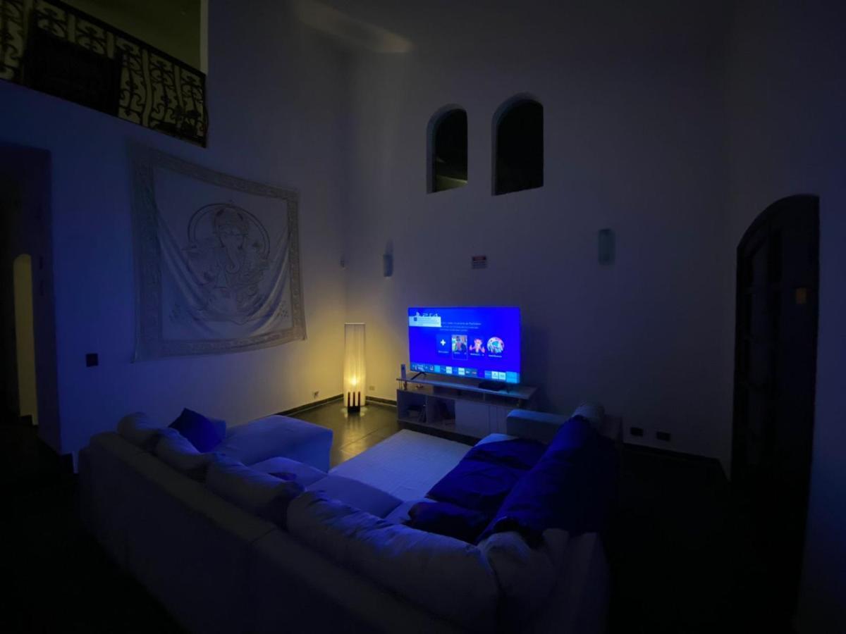 Guest House Namaste Hostel Гуаружа Екстериор снимка